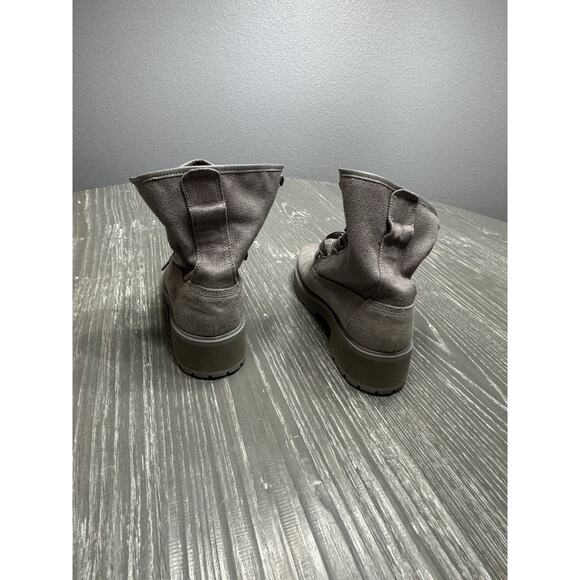 Timberland A2592 Carnaby Y2K Fold-Down Grey Red Boots Size 8 Stomp main image 5
